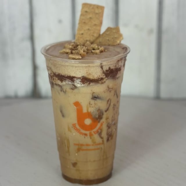 Cinnamon Peach Crisp Iced Latte.